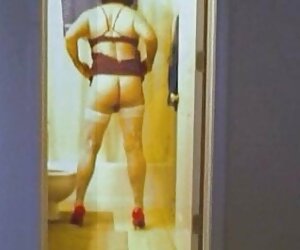 Sen, Cassie yakın çekim anal porno büyük göğüsleri ile oynuyor